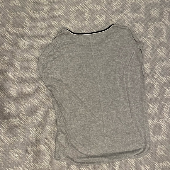 Vince Gray Black Neck Trim Rayon Polyester Womens Size XS - Picture 5 of 6